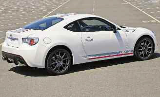 tap-160-el-toyota-gt86-boxer-blanco-02