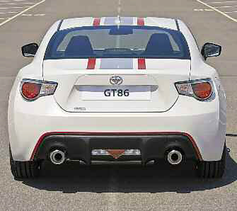 tap-160-el-toyota-gt86-boxer-blanco-04