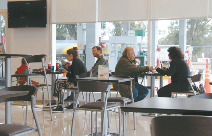 la-nueva-tienda-spacio-1-de-dieselmax-en-9-de-julio-02