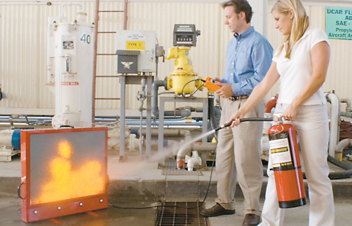 nueva-tecnologia-de-simulacion-contra-el-fuego-en-estaciones-de-servicio-02