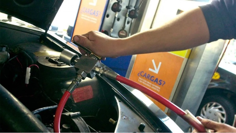 Cada vez más autos de alta gama eligen el GNC