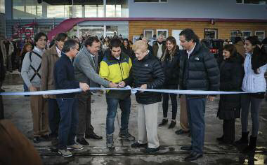 2018-08-10-se-inauguro-la-estacion-de-servicio-axion-de-dina-huapi-03