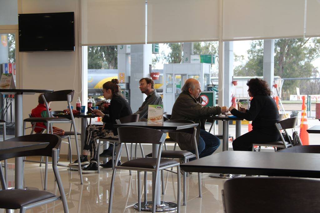 2019-03-20-las-estaciones-de-servicio-deben-reconvertirse-para-competir-3-02