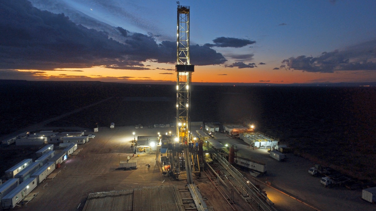 2019-03-27-vista-tiene-su-primer-barril-de-petroleo-de-vaca-muerta-3-03