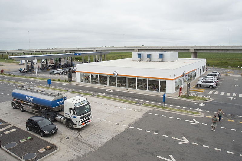 2019-09-26-fec-gestiona-una-rebaja-en-los-costos-del-servicio-de-agua-2-02