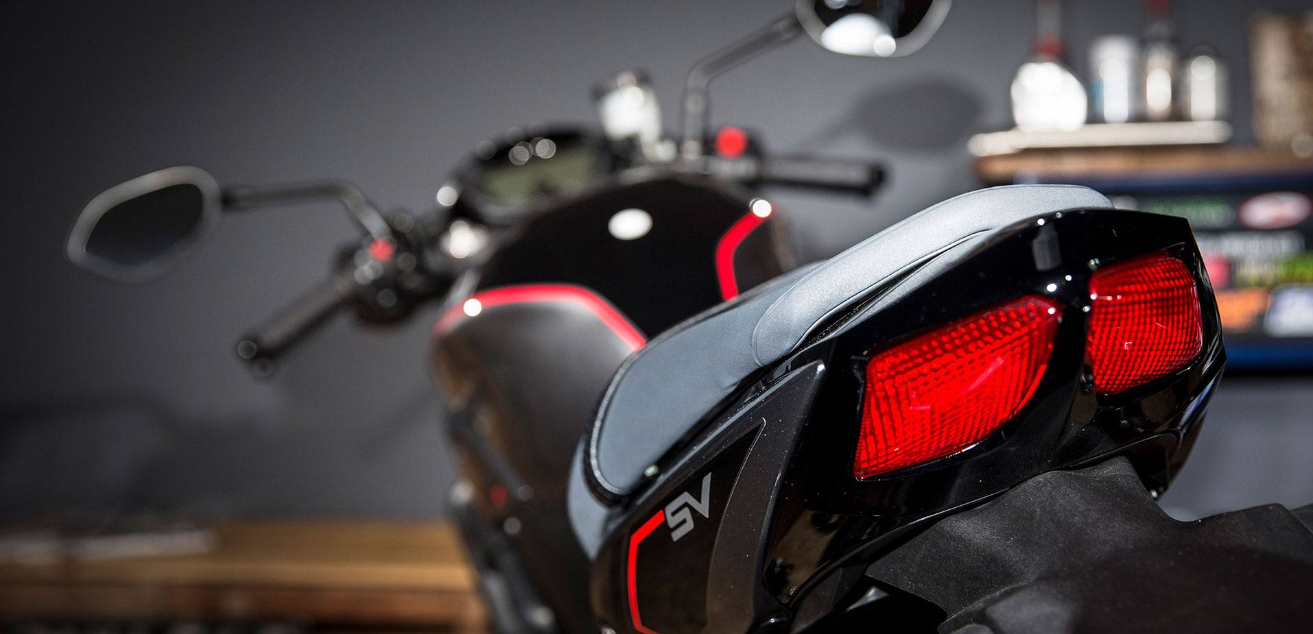 2019-04-11-vamos-a-ver-como-es-un-motor-puesto-al-reves-3-03