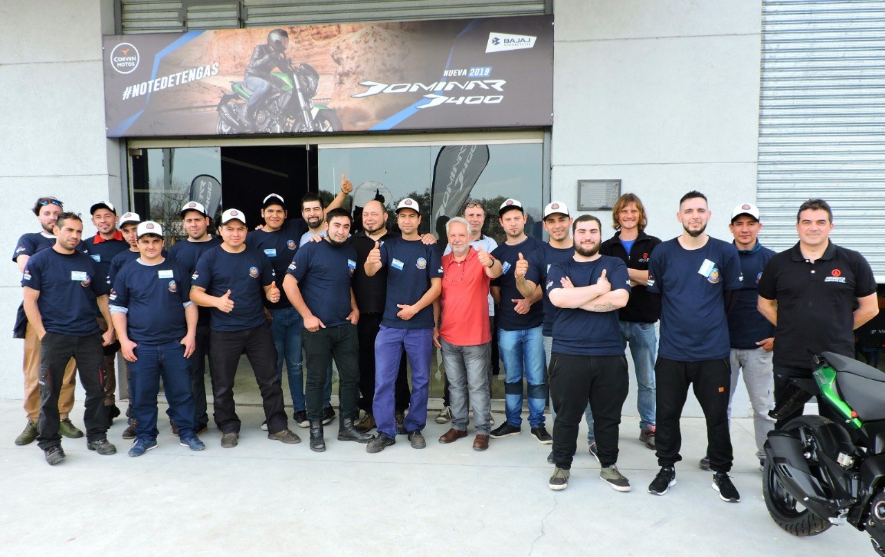 2019-09-12-el-ganador-del-master-mech-bajaj-2-02