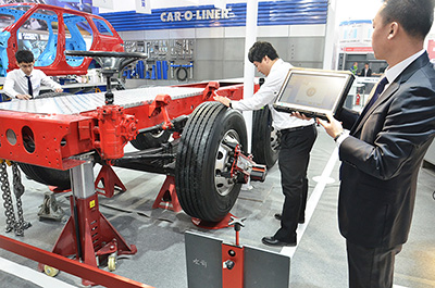 2018-04-27-el-gran-evento-del-mantenimiento-y-reparacion-de-automotores-03