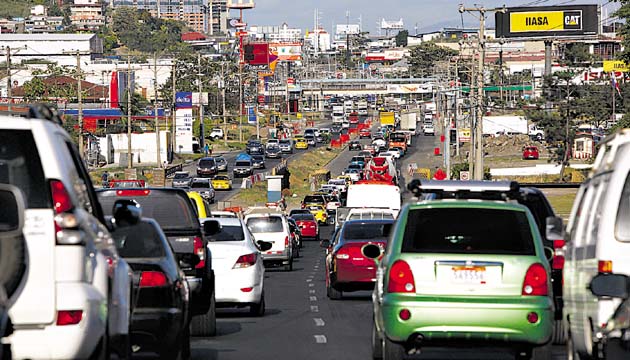 2018-07-27-los-autos-que-circulan-por-centroamerica-2-02