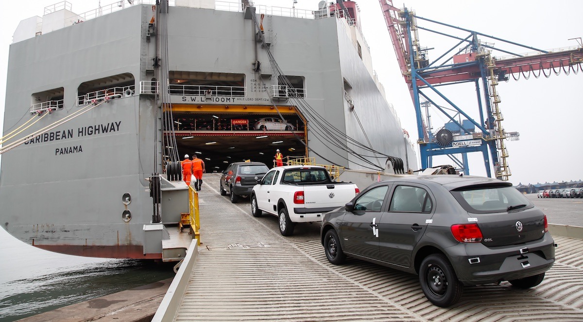 2018-11-23-gran-mes-en-la-venta-de-vehiculos-en-brasil-2-02