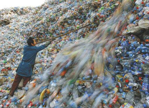 2018-12-04-biocombustible-con-residuos-plasticos-01