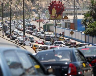 2018-12-07-vehiculos-electricos-en-las-calles-congestionadas-de-peru-2-02