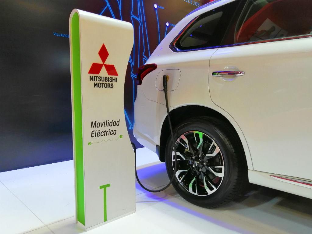 2018-12-28-un-hibrido-que-recarga-baterias-en-40-minutos-2-02