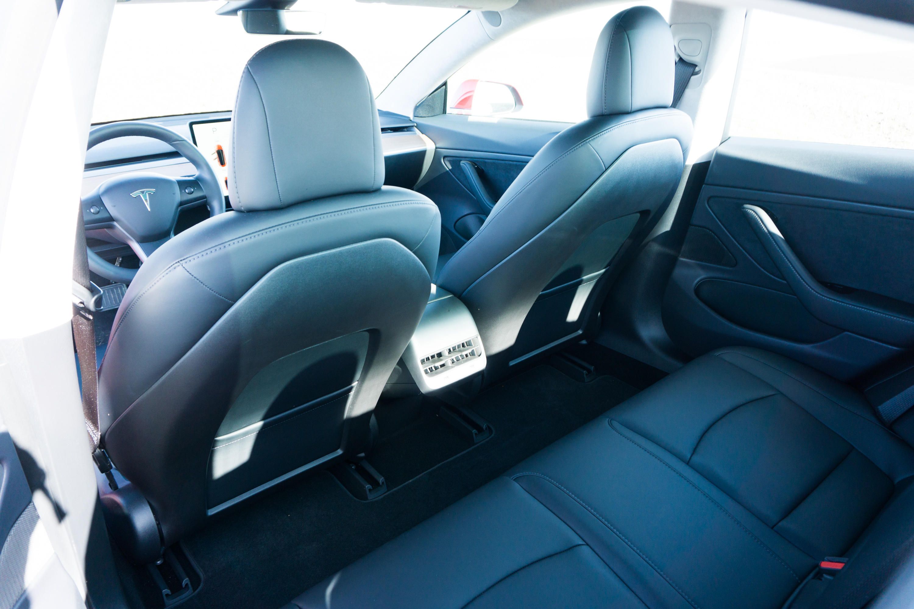 2019-02-22-una-automotriz-que-pierde-usd-1000-sin-dejar-de-ser-rentable-4-04