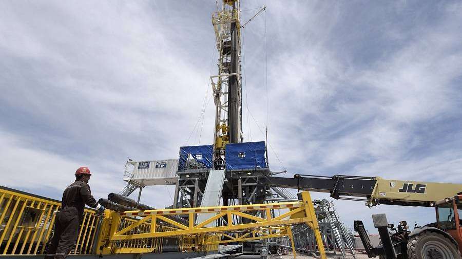 2019-03-22-petronas-confirmo-inversion-2-02