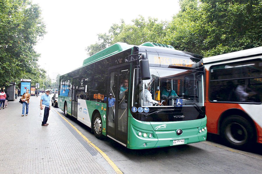 2019-03-29-chile-multiplicara-10-veces-el-parque-de-vehiculos-electricos-3-03