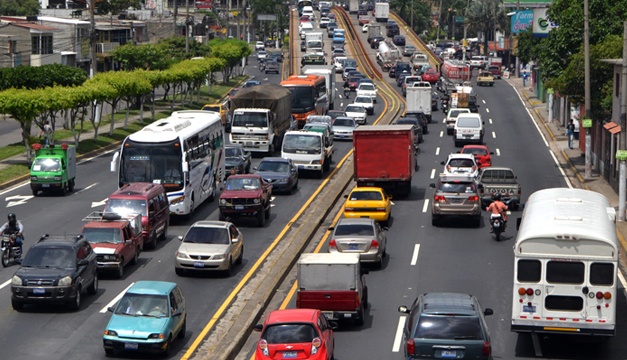 2019-04-19-controles-a-la-importacion-de-vehiculos-en-el-salvador-3-03