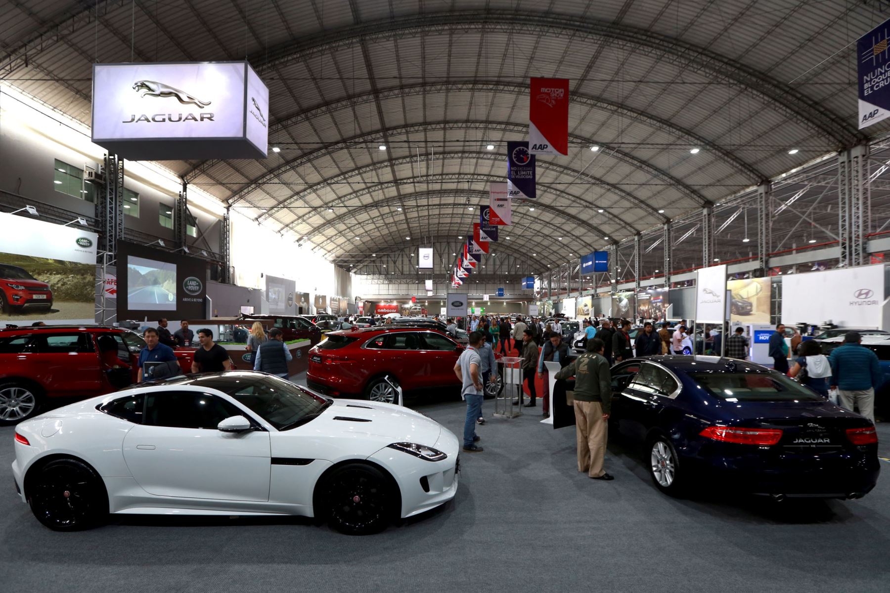2019-05-03-la-desfavorable-situacion-del-mercado-automotriz-impide-la-realizacion-del-motorshow-3-03