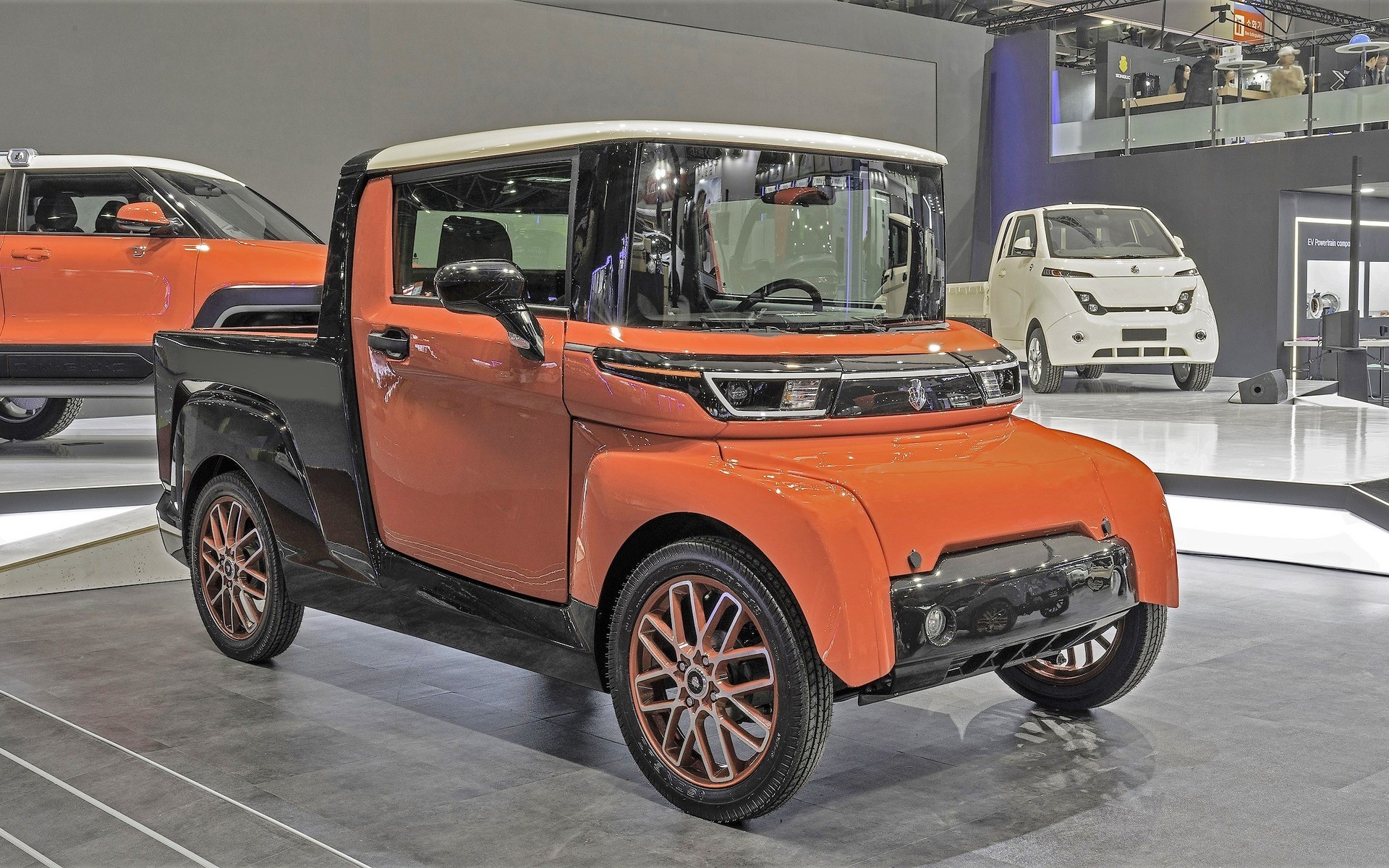 2019-05-10-un-revolucionario-auto-electrico-low-cost-que-quiere-conquistar-la-industria-2-02