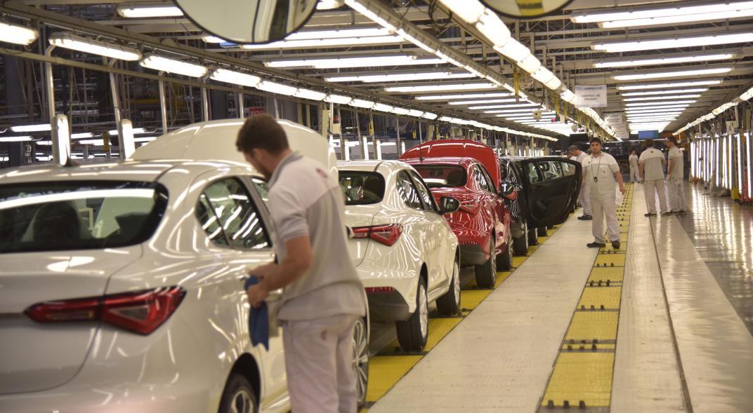 2019-08-16-renault-vuelve-a-pensar-en-la-fusion-con-fca-4-04