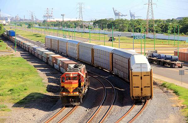 2019-04-19-tan-lejos-3-03