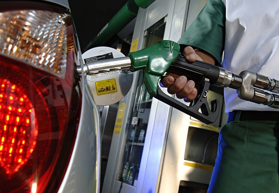 2018-07-20-los-sueldos-y-el-valor-del-litro-de-nafta-en-la-argentina-y-en-el-mundo-3-03