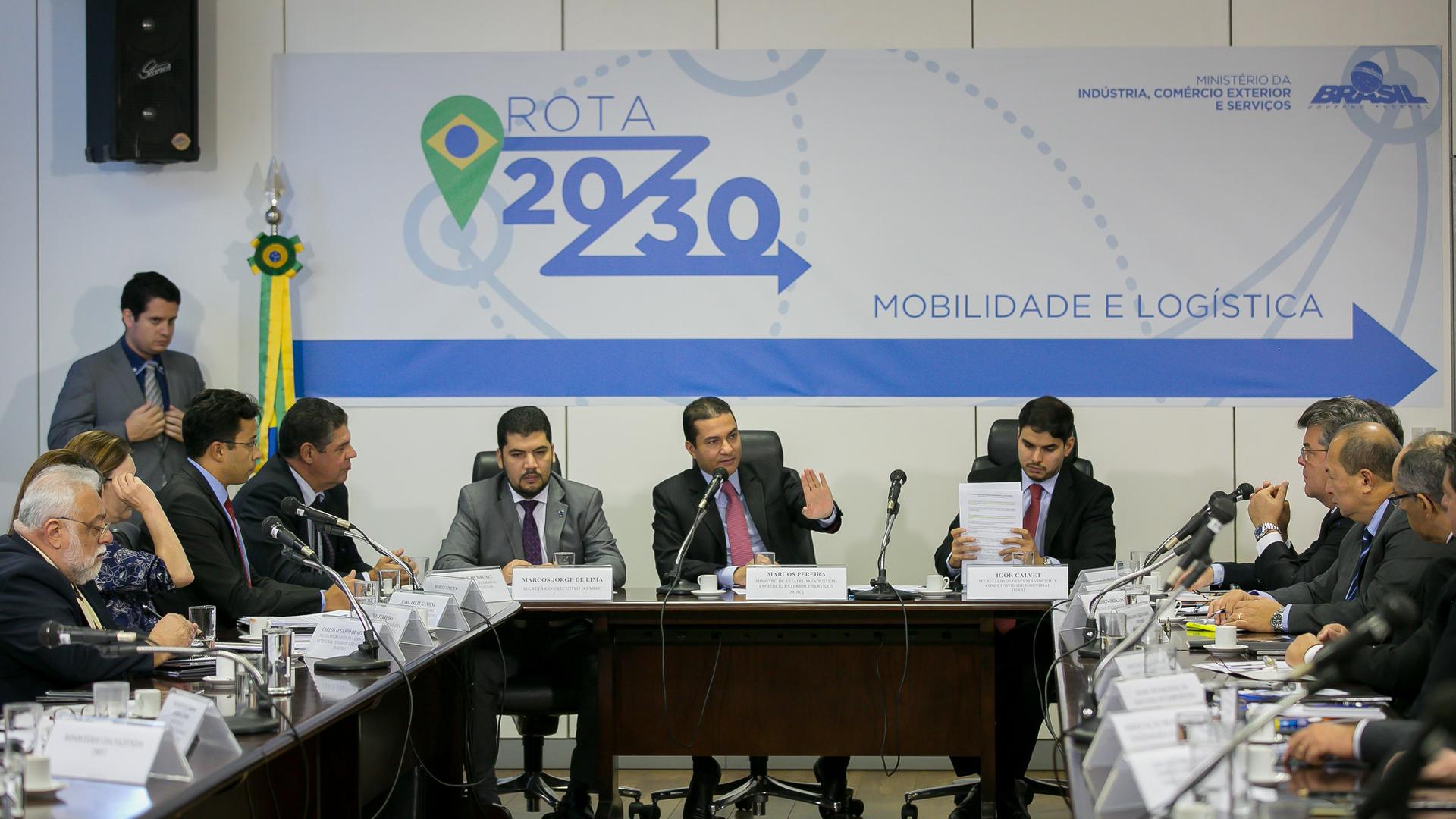 2018-08-03-la-industria-automotriz-local-en-alerta-por-el-plan-rota-2030-2-02