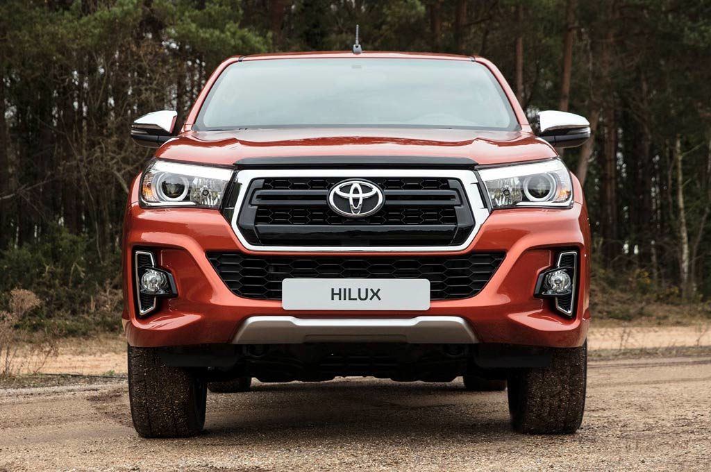 2018-08-31-la-toyota-hilux-viene-con-novedades-2-02