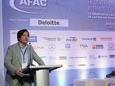 2019-08-30-una-rueda-de-auxilio-para-la-industria-automotriz-4-24