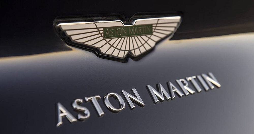 MA 2019-11-07 Se viene una moto Aston Martin 3