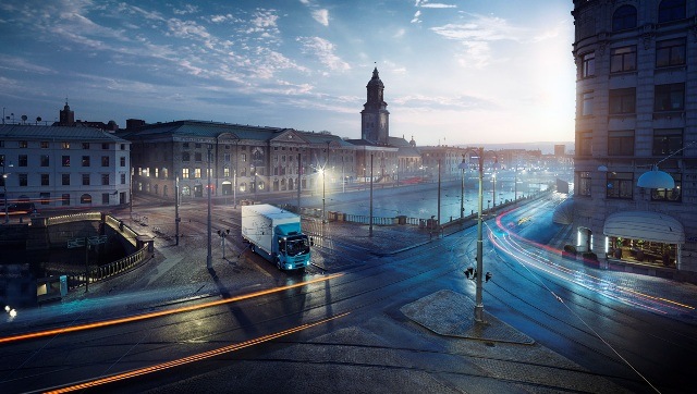 2018-05-18-volvo-trucks-presenta-el-segundo-modelo-de-camion-electrico-03