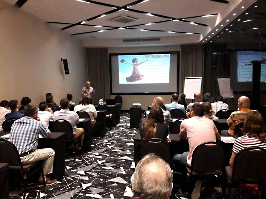 2018-11-23-seminario-sobre-rentabilidad-en-empresas-pyme-y-empresas-familiares-1-02