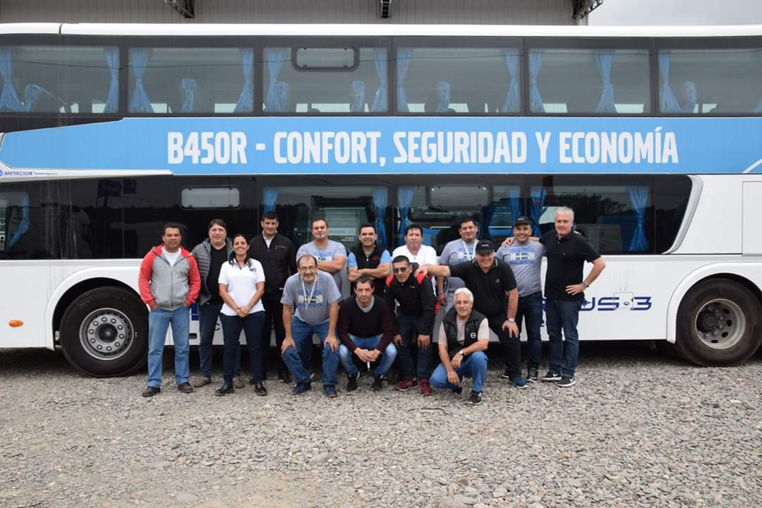 2019-01-25-los-clientes-de-volvo-consiguen-mayor-rentabilidad-disponibilidad-y-seguridad-gracias-a-los-cursos-de-manejo-5-05