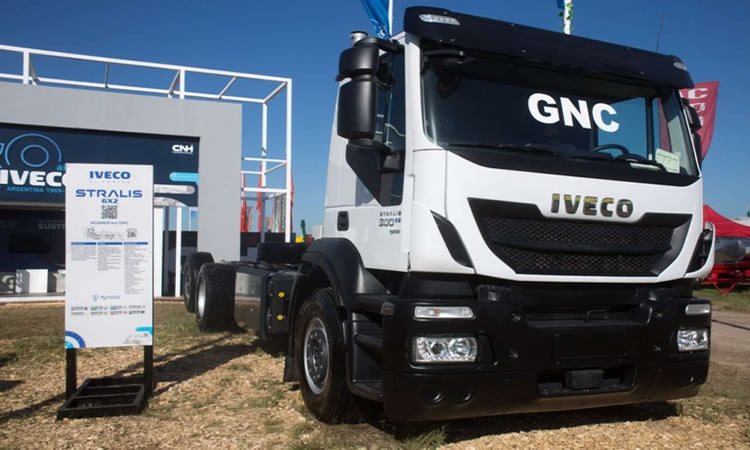 2019-03-22-los-primeros-iveco-a-gas-natural-de-la-argentina-2-02